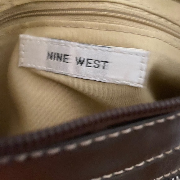 Nine West geometric canvas bag. - Picture 3 of 4